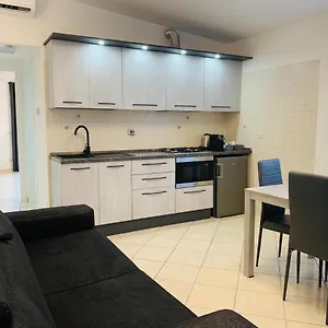 Apartamento The House Fiera Di Roma Aeroporto Fiumicino, Ponte Galeria